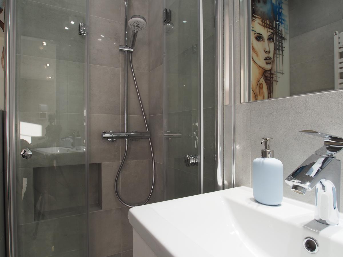 Grand-Tourist Cristal 59/61 Sw. Ducha Str Appartement Gdańsk Buitenkant foto